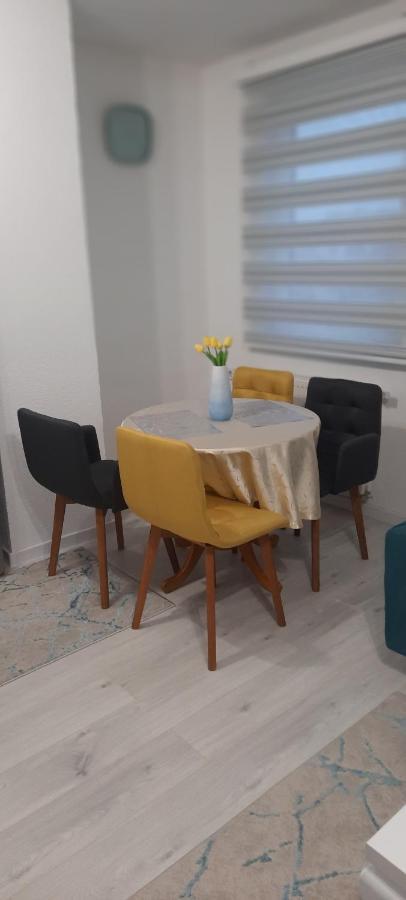 Sunset Delux Apartment Visoko Exterior foto
